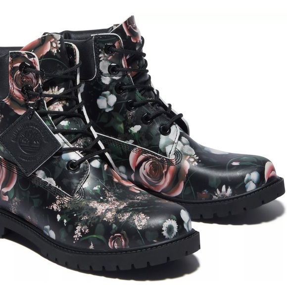 Timberland heritage 6 in waterproof boot black floral nubuck. Size 6.5 - Picture 1 of 10